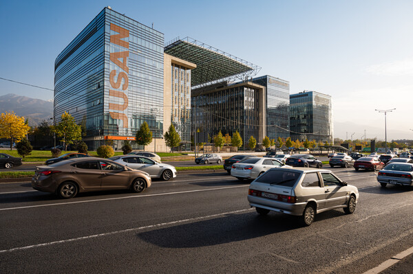 카자흐스탄 정부는 2022~2029년 동안 최소 1500억 달러 이상의 외국인 직접 투자(FDI) 유치를 목표로 하고 있다. /게티이미지뱅크