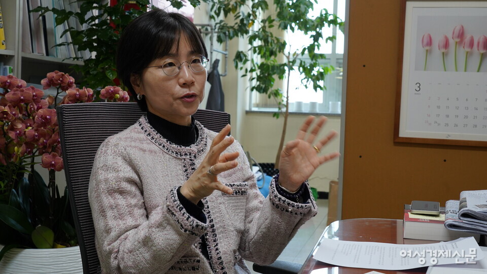 민세진 교수는 "노동시장의 유연성이 제고돼야 기업들이 구조조정을 할 수 있고 이를 통해 M&A 활성화와 기업 가치 상승이 가능해진다"며 "물론 근로자의 생계 안정성을 높이는 제도 마련과 함께 가야 한다"고 말했다. /이상헌 기자