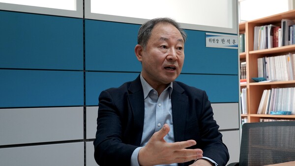 한석훈 국민연금 투자정책위원회 위원장은 여성경제신문과의 인터뷰에서 "기업이 경영 판단의 실패를 이유로 과도한 법적 책임을 부담하면 혁신적인 투자나 기술 개발이 위축될 수밖에 없다"고 우려했다. /이상헌 기자