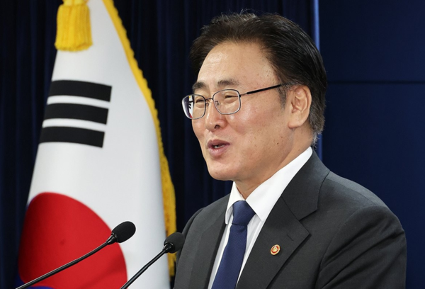 유상임 과학기술정보통신부 장관이 서울 종로구 정부서울청사에서 2025년도 1월 핵심과제 추진 상황과 2월 계획을 브리핑하고 있다. /연합뉴스