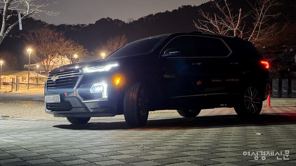 남한산성의 가파른 길을 오르는 데 트래버스의 6기통 엔진은 부족함이 없었다. /김현우 기자