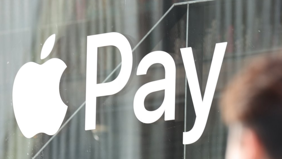 국내 간편결제 시장이 빠르게 성장하며 하루 평균 이용 금액이 1조원을 넘어섰다. /연합뉴스