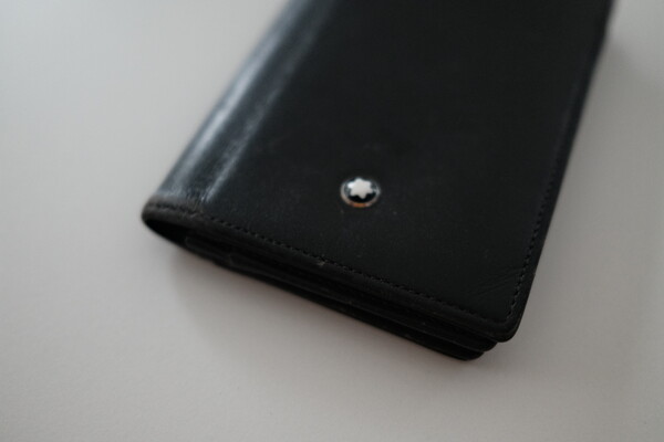 몽블랑 카드 지갑 /권혁주