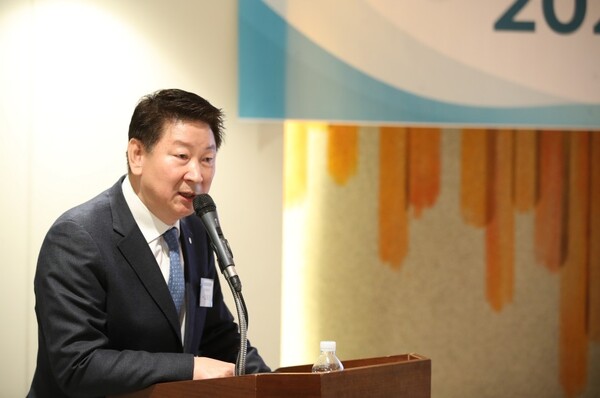 31일 저축은행중앙회가 제20대 회장에 오화경 현 회장이 재선출됐다고 밝혔다. /저축은행중앙회