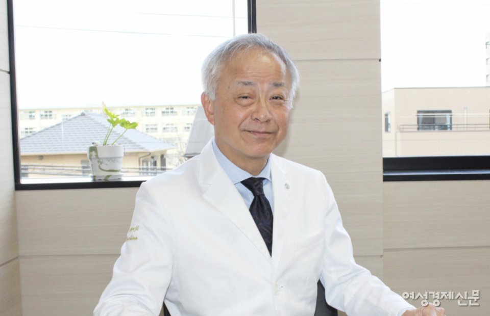 하쿠주지병원 후지노 야스히데 병원장 /여성경제신문