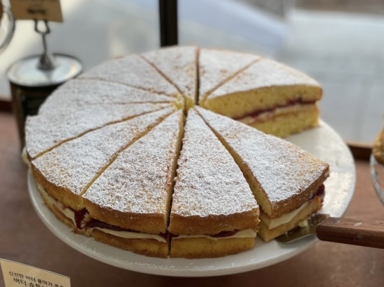 스코프 빅토리아 치즈 케이크 /권혁주