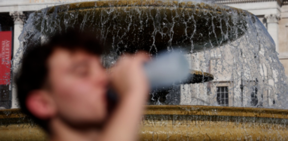 온열질환, 한랭질환 등 극단적인 기후로 발생하는 피해를 보상하는 경기 기후보험 사업자가 오는 11일 발표된다. /EPA=연합뉴스