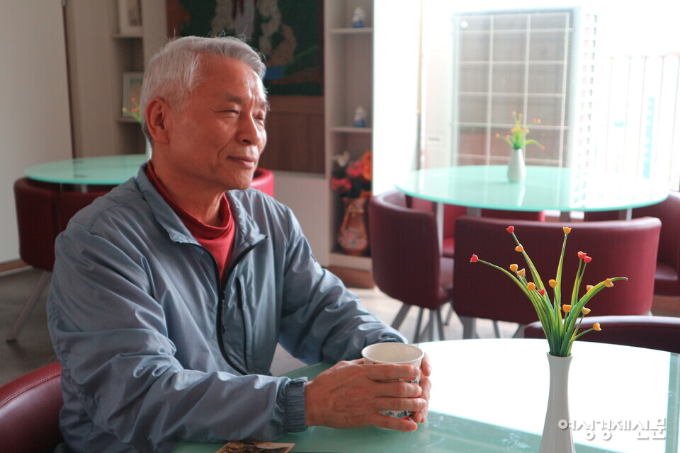 공삼현 장로는 후원을 받은 덕분에 인생을 허투루 살지 않기로 다짐했다고 밝혔다. 그는 멀리서 온 기자에게도 아낌없는 정을 베풀었다. /이상무 기자