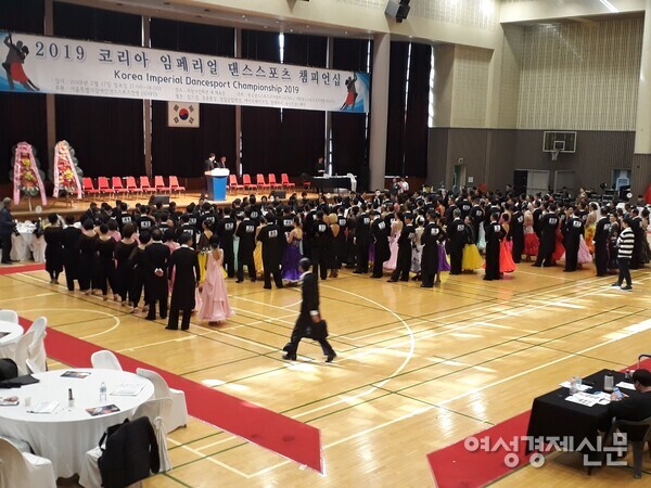 동호인으로 시작하지만 선수로까지 성장하려면 그에 맞는 선생을 만나야 한다. /사진=강신영