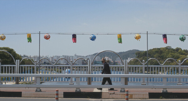 “사부작사부작 꼼지락꼼지락 그리 걸어가면 돼”라는 김장하 선생의 말씀처럼 지금부터 내 자리에서 내가 전할 수 있는 일을 찾아봐야겠다. /사진=㈜시네마 달