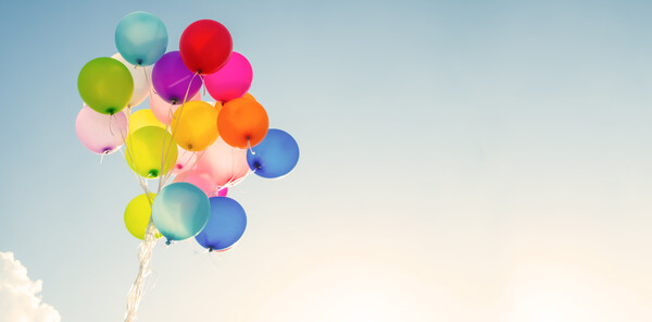 요즘은 풍선아트를 쉽게 배울 수 있어서 이벤트나 작은 파티엔 직접 꾸밀 수 있게 온갖 모양의 풍선이 다 있다. /게티이미지뱅크