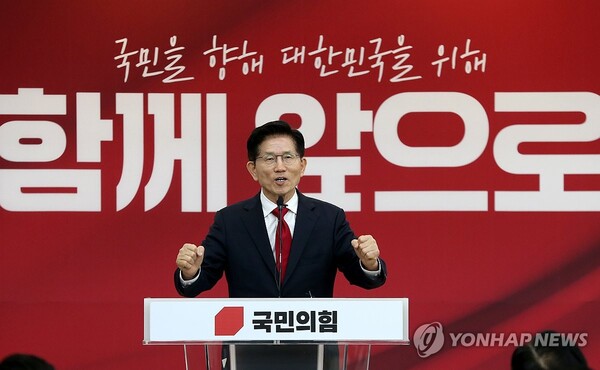 국민의힘 김문수 대선 후보가 9일 경기도 수원시 장안구 경기도당에서 열린 경기도당 선거대책위원회 발대식에서 발언하고 있다. ／연합뉴스