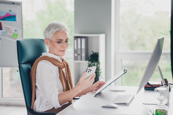 신탁상품을 통해 고령층이 생전 자산 설계와 사후 승계를 준비하는 흐름이 가시화되고 있다. /게티이미지뱅크