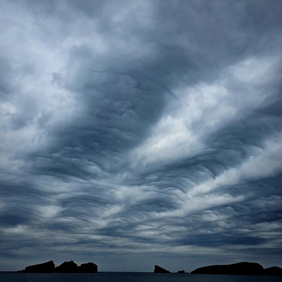 제주 서쪽 하늘을 덮은 구름