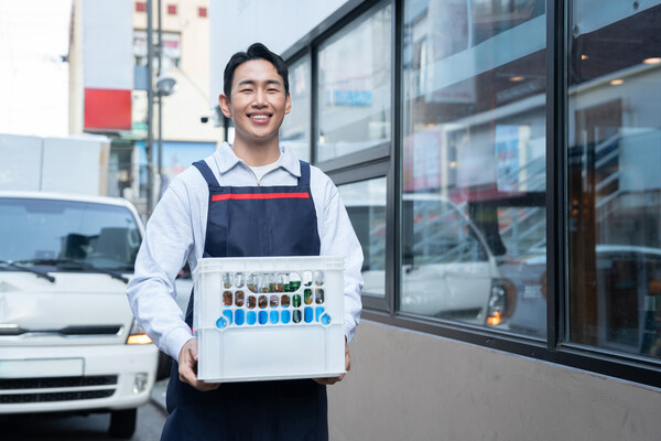 청년은 깊이 고뇌하고 사색하면서도 반면에 도전하고 뛰어야 빛이 나는 존재다. /게티이미지뱅크