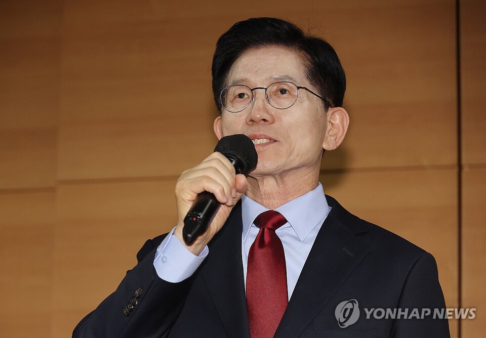 김문수 후보는 투지와 공격력이 강한 '투견 관상'이다. /연합뉴스