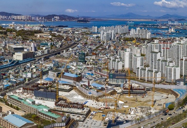 인천도시공사가 시행사인 송림파크푸르지오 뉴스테이 연계 정비사업 공사 현장 /인천도시공사