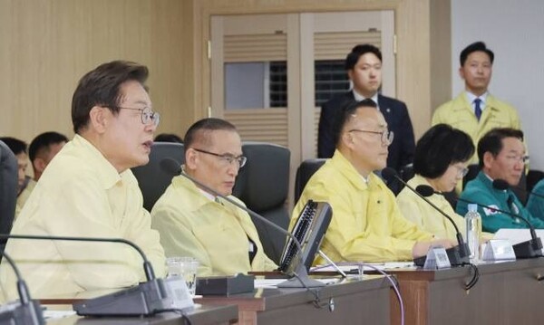 이재명 대통령이 지난 5일 서울 용산 대통령실에서 안전치안점검회의를 하며 발언하고 있다. /연합뉴스