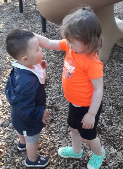 어 알겠어. 이번엔 미끄럼틀 타자! /이수미