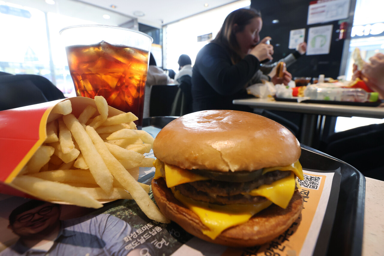 햄버거 프랜차이즈 매장 /연합뉴스