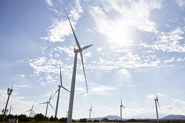 제주도 전역에서 찾아볼 수 있는 풍력발전기 /사진=게티이미지뱅크