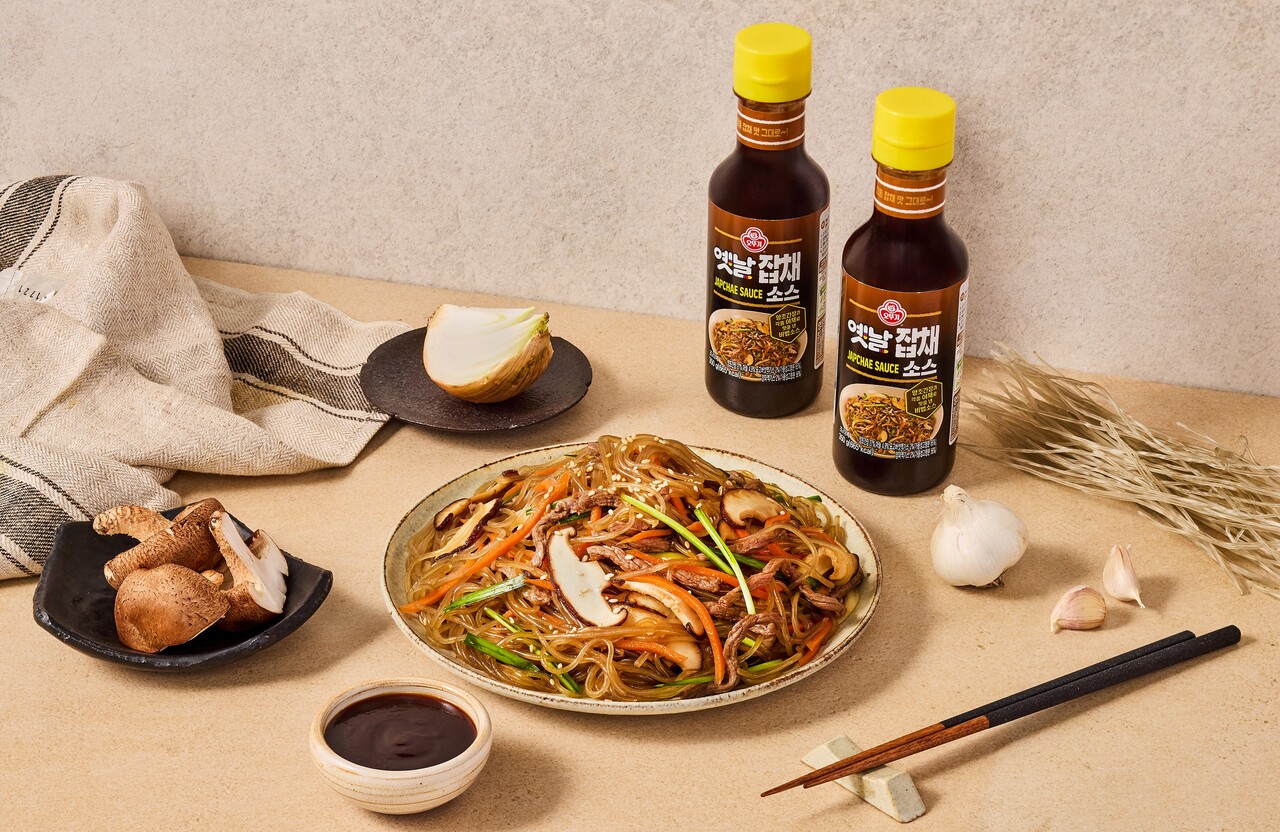오뚜기, 깊은 감칠맛 담은 비법소스 ‘옛날잡채소스’ 출시 /오뚜기