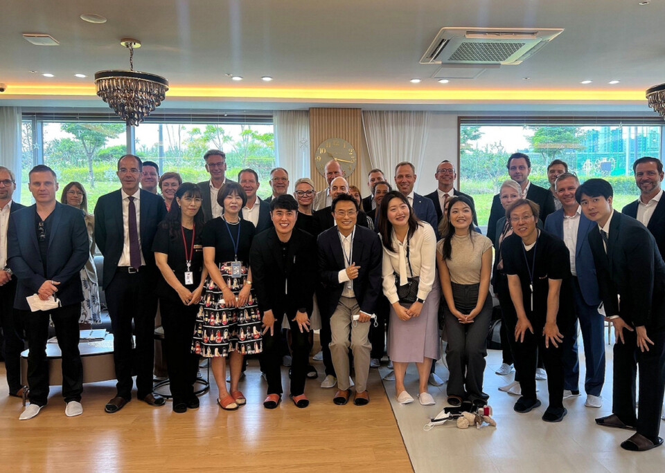 독일 스마트 리빙&헬스케어 사절단 케어홈·너싱홈 배곧신도시점 방문 모습 /케어닥 제공