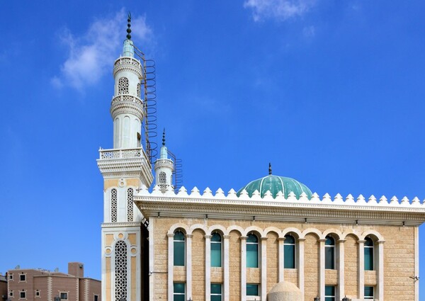 사우디아라비아는 2030년까지 재생에너지 발전 비중을 50%로 확대할 계획이다. /게티이미지뱅크