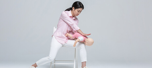 인공호흡과 함께 모두 알고 있어야 할 하임리히 처치법 /게티이미지뱅크