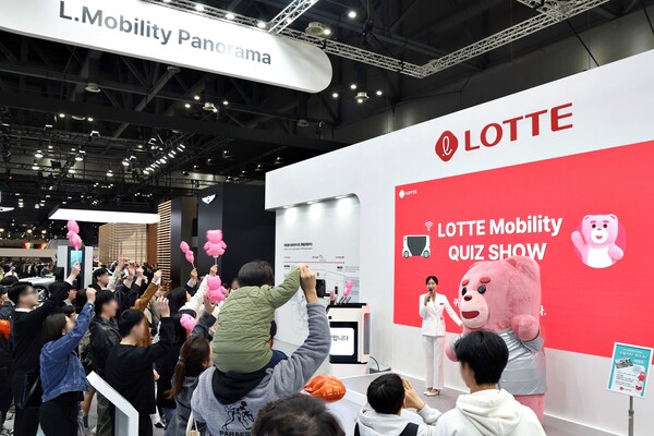 롯데 서울 모빌리티쇼 부스. /롯데
