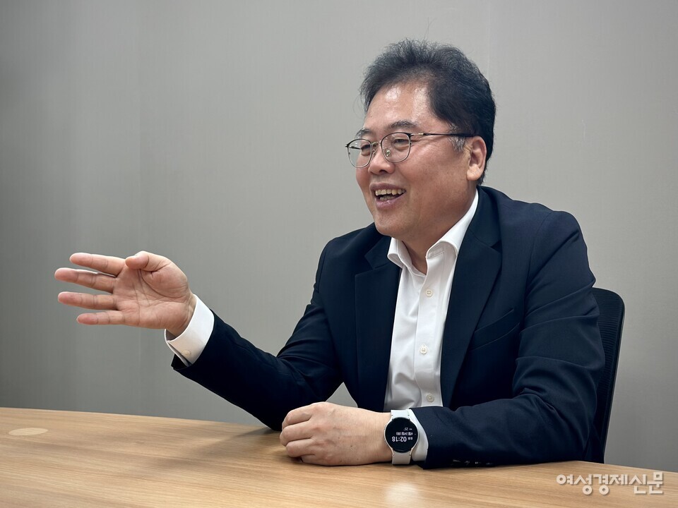 지난 24일 대전 사이언스빌리지에서 만난 김형철 대표는 과학기술인공제회 회원 사업 본부장을 맡았던 시절부터 사이언스빌리지 건립과 인수, 운영 준비 전반을 관리했다. 이후 현장 안정화를 위해 지난해 4월 대표로 부임했다. /김정수 기자