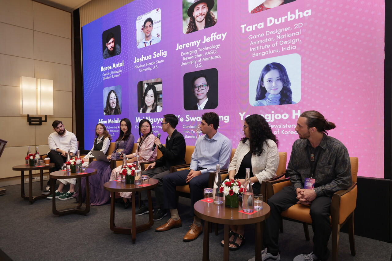 이번 포럼에서 필자는 패널 연사로 참여해 7년간의 콘텐츠 창작 경험을 바탕으로 업계의 변화와 창작자들이 직면한 현실을 이야기했다. /허영주 크리에이터