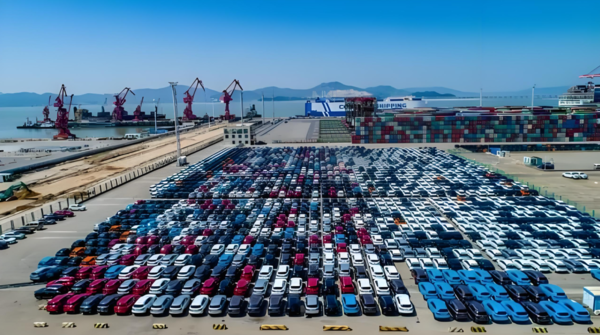 중국 전기차 산업이 심각한 과잉 경쟁으로 수익성 악화와 줄도산 위기에 직면했다. /바이두