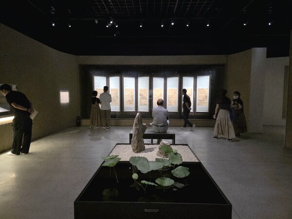 대구 간송미술관의 첫 기획전 ‘화조미감’은 조선시대 화조화의 흐름을 짚어볼 수 있는 전시다. /사진=김현주