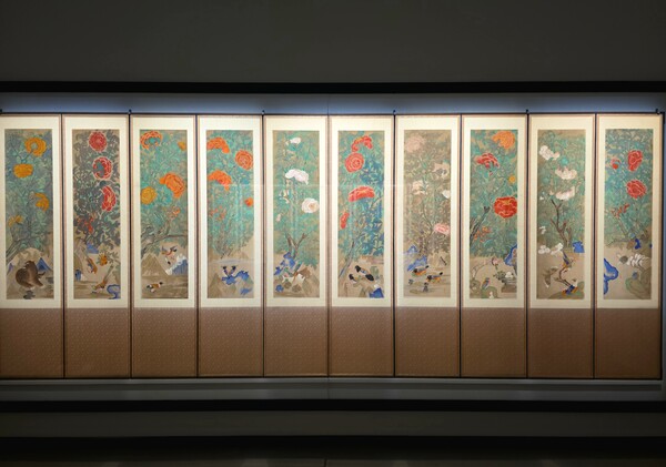 아모레퍼시픽미술관의 ‘조선민화전’에서 감상한 모란도 10폭 병풍 /사진=김현주
