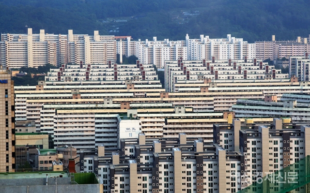 서울 강남구 역삼동 글라스타워에서 바라 본 대치동 은마아파트 단지의 모습. /여성경제신문DB