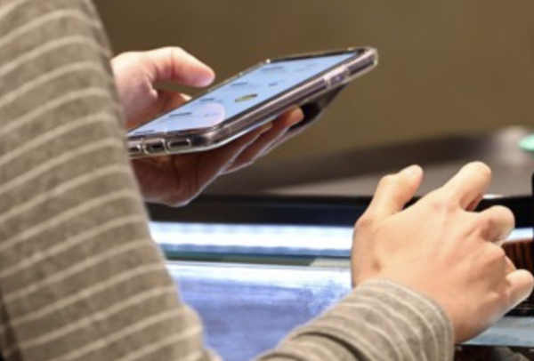 21일 오전 9시부터 카드사 앱과 홈페이지 등에서 소비쿠폰 신청이 시작됐다. /연합뉴스