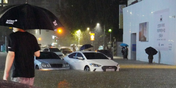 자동차보험 손해율이 통상 '손익분기점'으로 불리는 80%대를 초과한 채 유지되고 있다. /연합뉴스