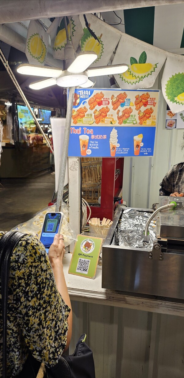 페이북 앱만 있으면 환전하지 않고 태국에 방문해도 QR코드 결제를 이용할 수 있게 됐다. /BC카드