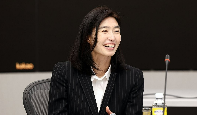 카카오는 연결 기준 2분기 영업이익 1859억원을 기록했다고 7일 밝혔다. 사진은 정신아 카카오 대표. /연합뉴스