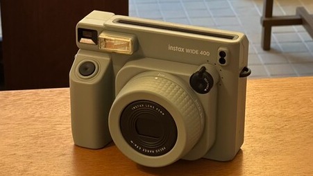 후지필름 즉석카메라 인스탁스 와이드 400 /권혁주