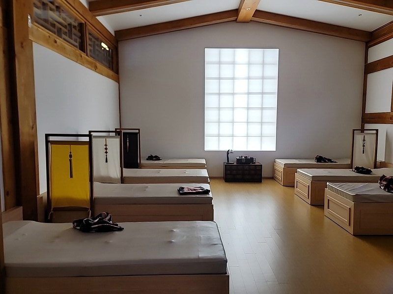 한방 진흥센터 보제원에서는 30분간의 한방 마사지 체험이 가능하다. /사진=홍미옥