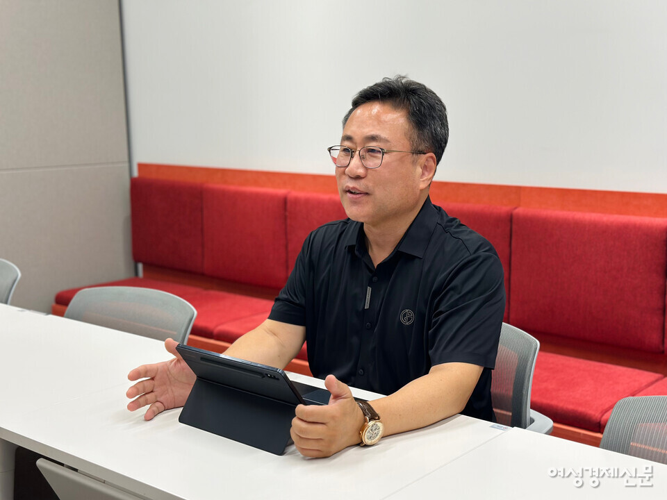 김덕원 에스엘플랫폼 상무는 지난 인터뷰 상편에서 실버타운을 '서비스사업'으로 규정하며 제도적 지원과 서비스 인증제 필요성을 강조했다. 이번 하편에서는 어떤 서비스 디테일이 성패를 가르는지, 지속 가능한 운영 조건을 중심으로 짚었다. /김정수 기자