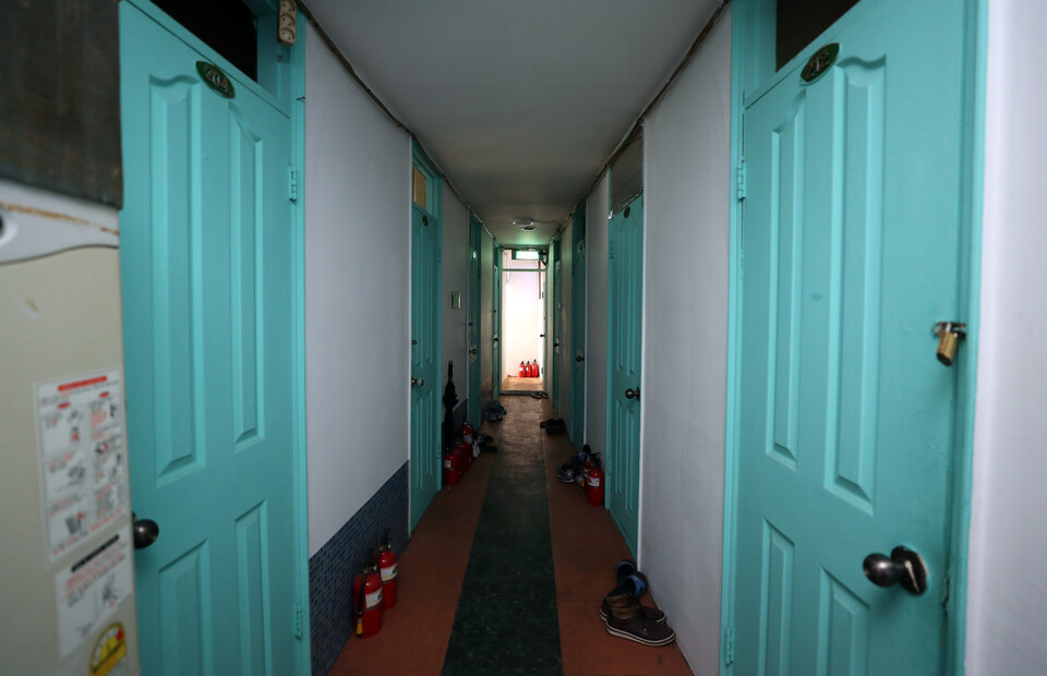 서울 시내 한 고시원 내부 모습 /연합뉴스