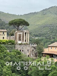 신화 속 예언자 여인 시빌라의 신전 /사진=박재희