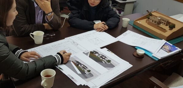 단독주택 설계는 건축주와 설계자가 설계 기간을 넉넉하게 두고 우리 식구가 행복하게 살 수 있겠다는 결론에 도달할 때까지 충분한 협의를 해야 한다. /김정관