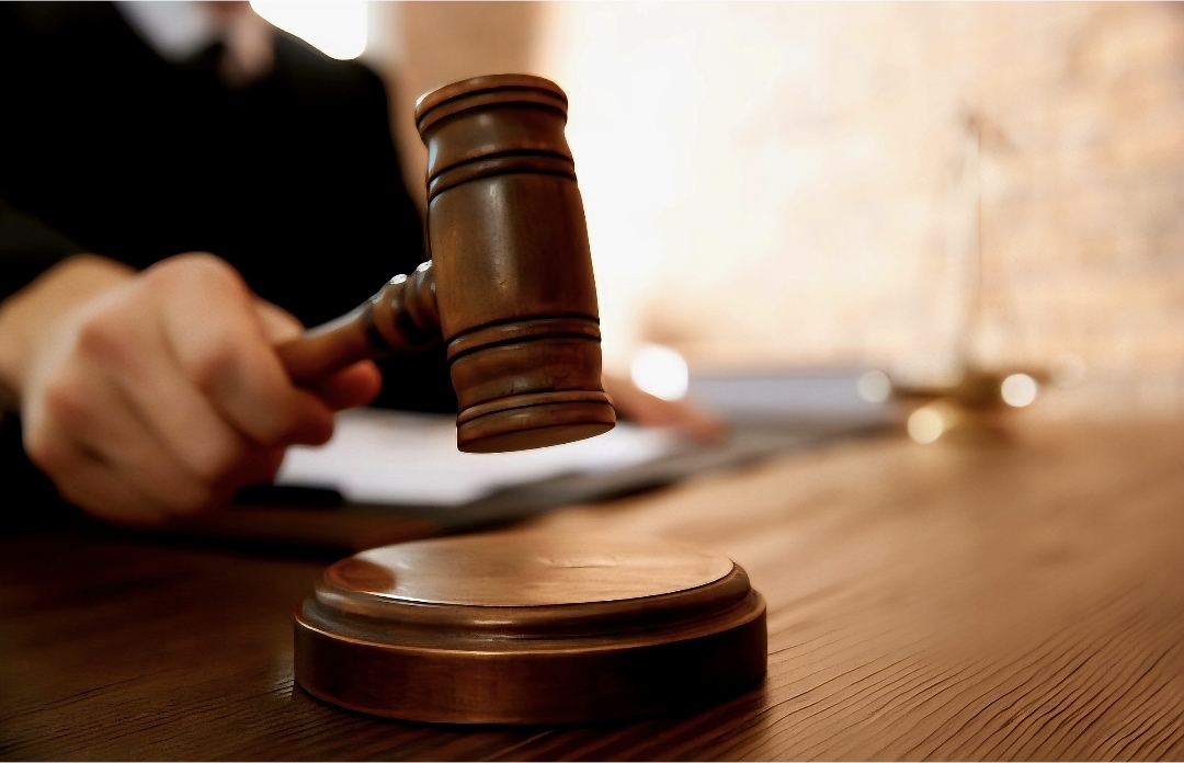 인공지능 내부 구조를 이해하지 못한 채 ‘AI가 객관적으로 판단할 것’이라 믿는 순간, 법정은 정렬 기준자의 놀이터로 전락한다. /여성경제신문DB