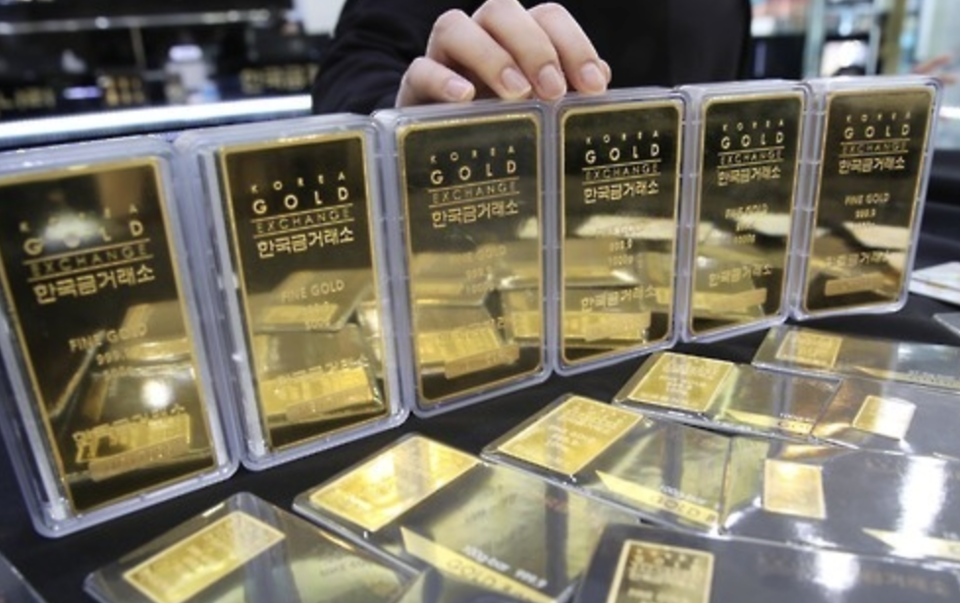 한국 금 시세가 국제 금 시세 대비 13% 이상 비싼 것으로 나타났다. /연합뉴스