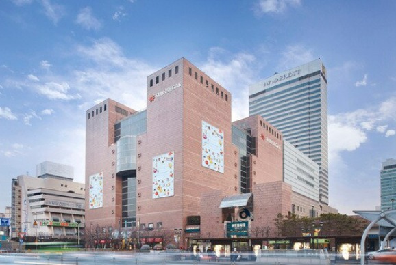 신세계백화점 전경 /신세계