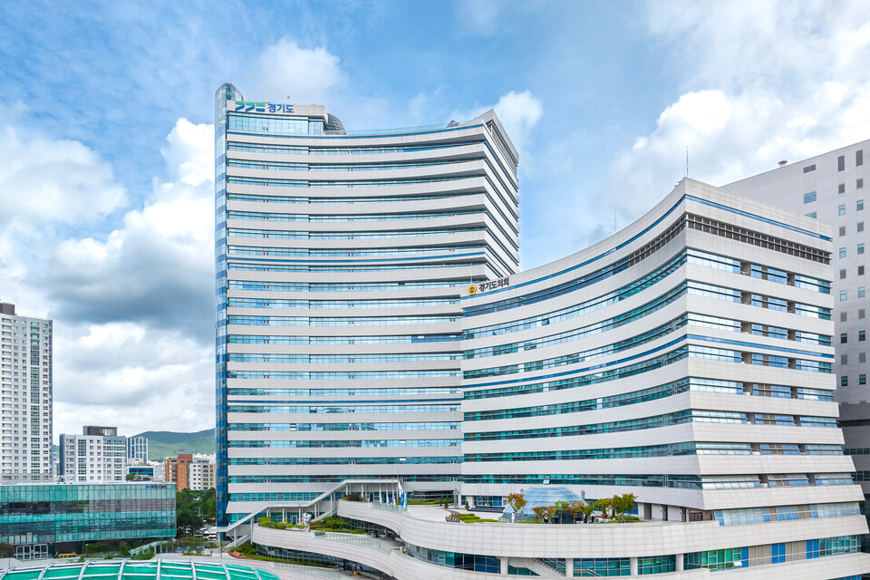 경기도의 도민 대상 문화소비쿠폰 지원사업 '경기 컬처패스'의 가입자가 10만명을 넘겼다. /경기도청 제공